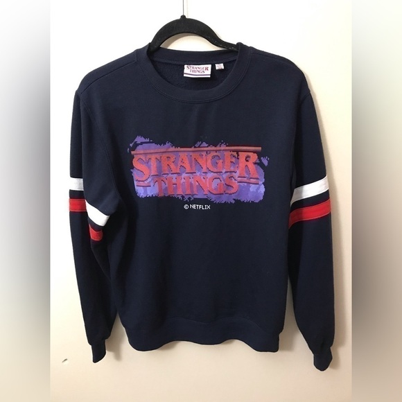 Netflix Stranger Things Fleece Crewneck Long Sleeve Soft Sweatshirt Size Medium - Picture 3 of 14